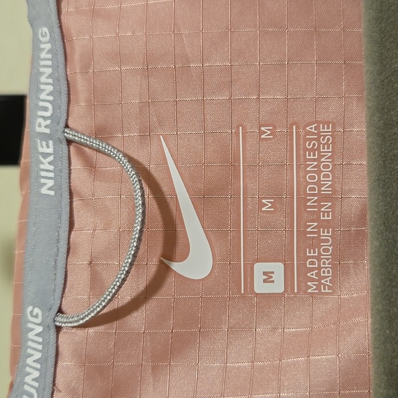 💥Nike Essential Running Jacket - Picture 6 of 10